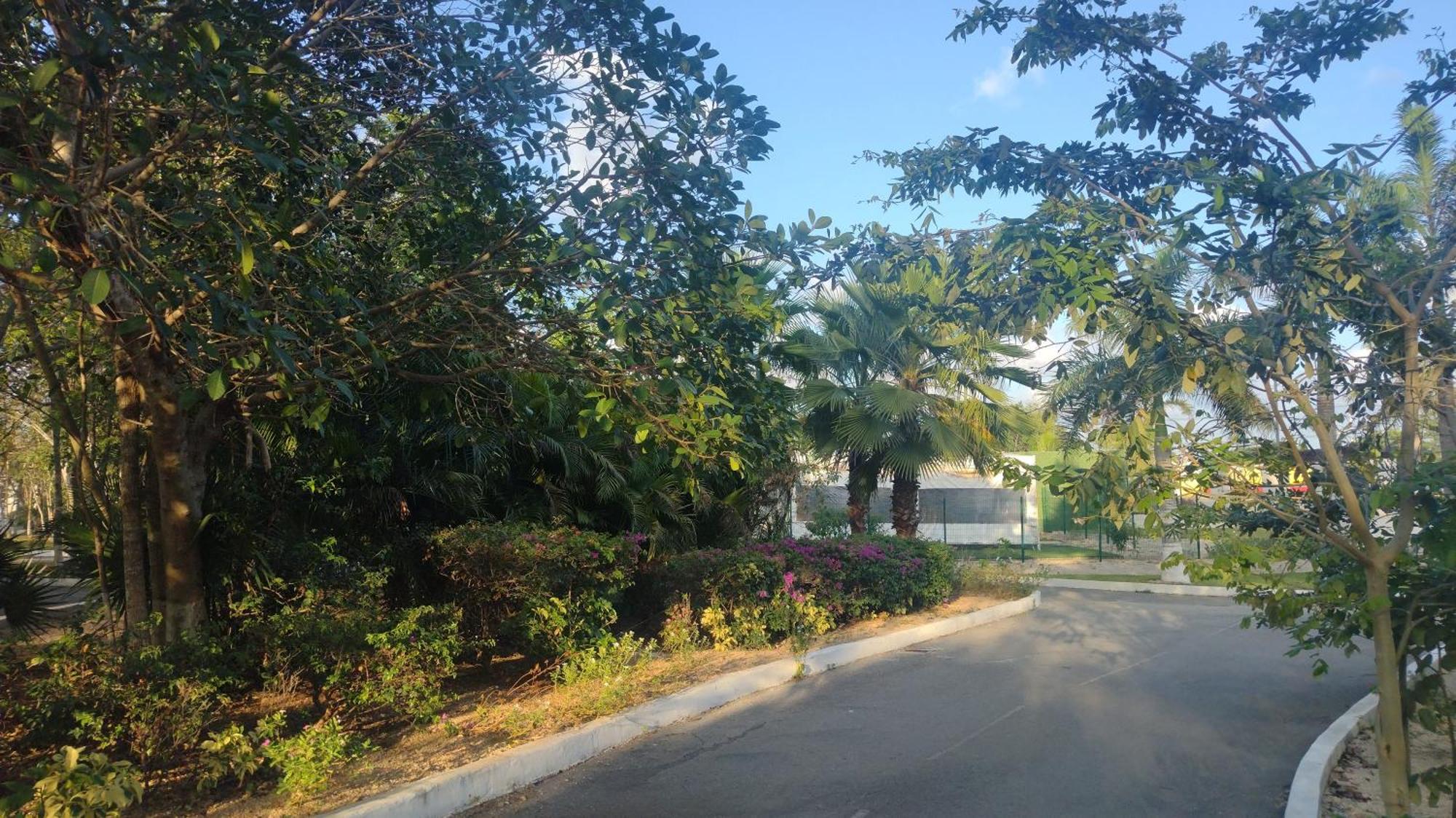 Mariposa, Cancunian Comfort ภายนอก รูปภาพ